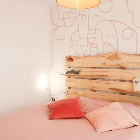 Bright In The Heart Of Parigi
